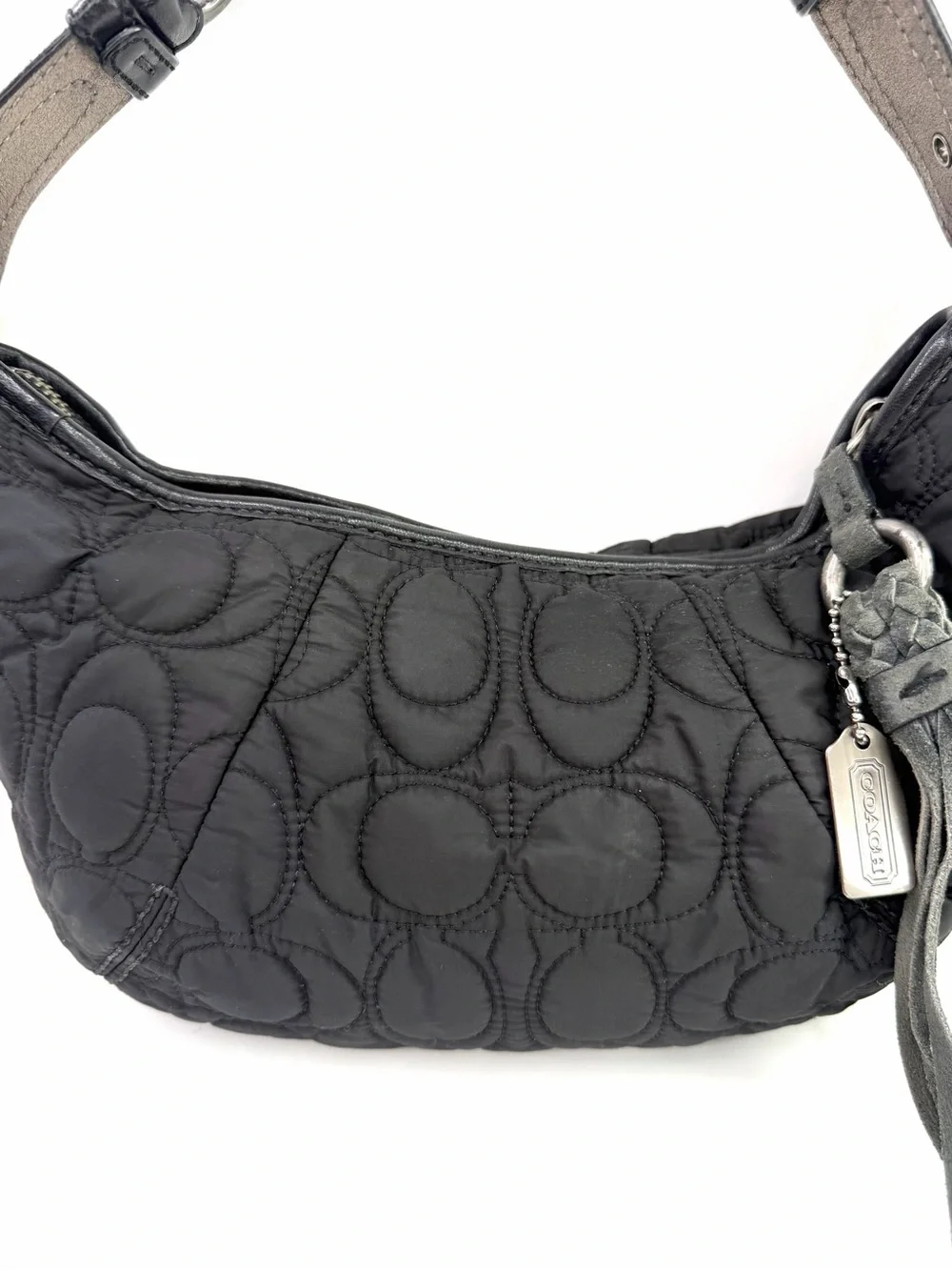 Coach excellent inside